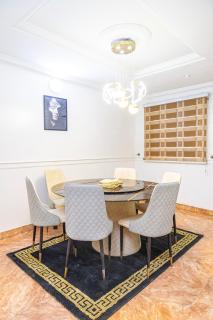 The 4 Kays Studio - 3