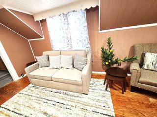 Luxury Loft - Family-Friendly Home Free Parking - 1