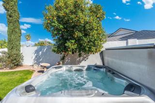 4BR Home Pool, Hot Tub, Game Room and Fire Pit - 1