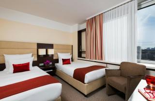 Leonardo Hotel Munich Arabellapark - 4