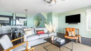 High Tide By AvantStay Incredible Beach Front Home w Pool - 5