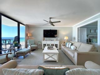 Pelican Walk 912 - 9
