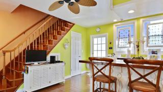 Tranquility by AvantStay Close to Duval St w BBQ Shared Pool - Key West - 5