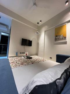 RK Stay Studio Apartment Balewadi Highstreet Fully Furnished - 6