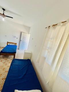 Quarto em pousada, piscina e área de lazer - 9