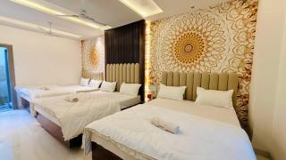 Hotel Om Mangalam Palace - 7