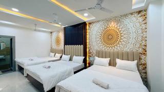 Hotel Om Mangalam Palace - 0