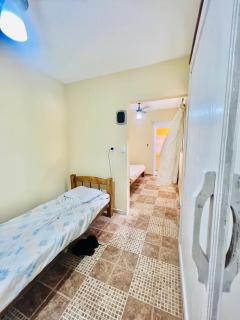 Quarto para 4 pessoas com piscina e área de lazer - 9