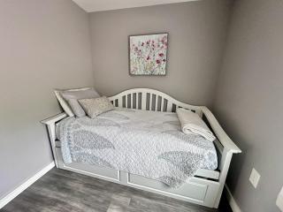 Gateway to Acadia Renovated Milbridge Coastal Home - 4