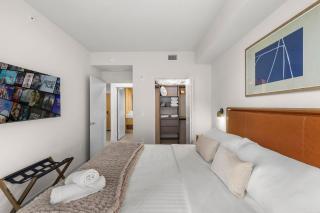 Downtown lifestyle - Luxury condo & Rooftop Pool - 3