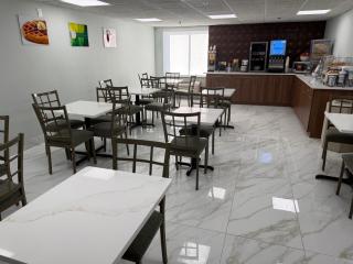 Wingate by Wyndham Livonia - 2