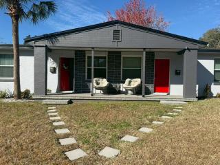 2 bedroom, 1 bath in Downtown Brooksville - 9