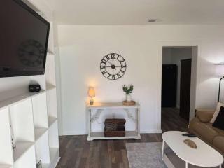 2 bedroom, 1 bath in Downtown Brooksville - 6