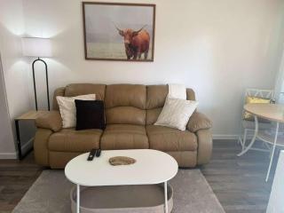 2 bedroom, 1 bath in Downtown Brooksville - 3