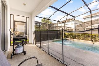 Dream Getaway Modern 6-Bedroom Vacation Home - Kissimmee - 1