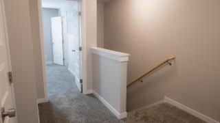 Luxurious Townhome Suites Near Airport #4 - 2