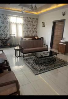 3Bhk luxurious l spacious l Vaishali Nagar l WiFi - 9