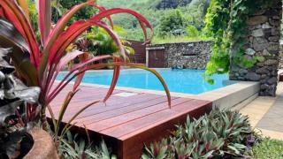 MOOREA - Waterfall Pool Coconut House 1 - 5