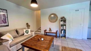 MOOREA - Waterfall Pool Coconut House 1 - 1