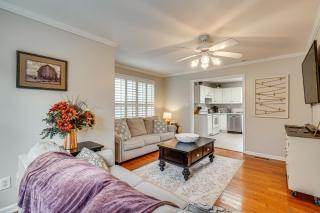 Knoxville Farmhouse Retreat! Easy Access to Town - 0