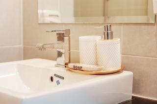 The Sunset Bangsaen Hotel - 4