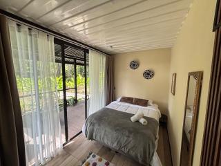 Moani Punta Uva Lodge 5 min Walk to beach - 7