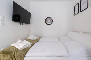 For 3 Guests I Kitchen I Netflix I 24 7 Check-in - 4