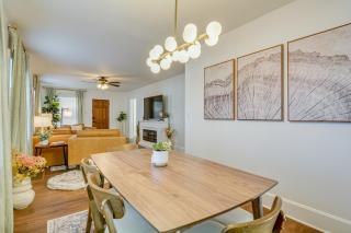 Less Than 1 Mi to MSU! Updated Springfield House with Deck - 3