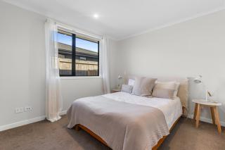 Coastal Chic - Papamoa Holiday Home - 1