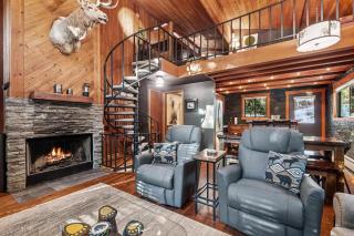 Creekside Retreat - 1