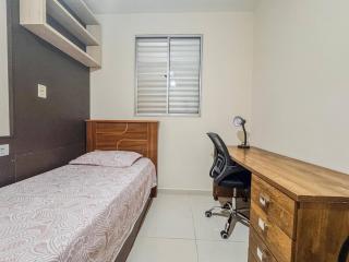 Apê elegante com ar-cond, vaga e ótima localização - 7