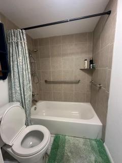 Cozy Bunk Room in Tarrytown Near Downtown Austin - 3