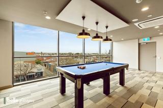 Vista One I 1BR Apartment with Beautiful Views - 3