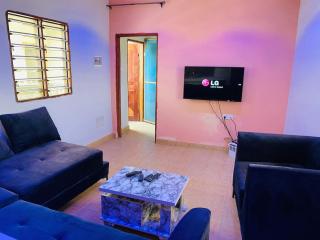 Appartement meublée de lux wifi autonome calme et Discret CALAVI KPOTA - 1