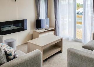 Castaways Beach Resort - 9