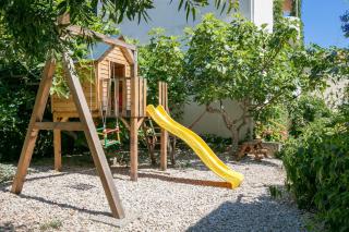 Apartments by the sea Igrane, Makarska - 24626 - 0