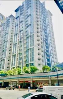 Enter Home McKinley with a View - Manilla - 1