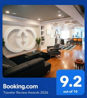 Charm City Luxury 4 Bedroom Brick Home - Baltimore - 0