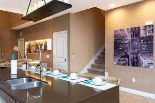 Gorgeous 4Bd Close to Disney @ Magic Village 7581 - 2