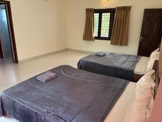 130 Seaside Villa Swimming Pool Koi Pond 2 Min Walk to Beach - 3