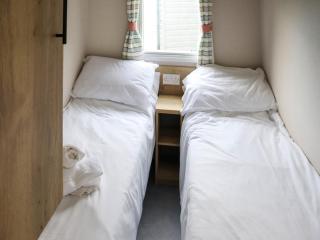 Cedar 1 - Ukc8212 - 1