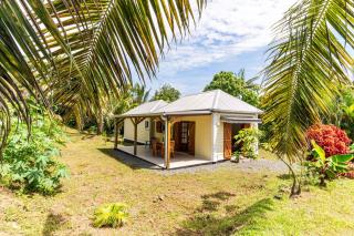 Kaz Roséda, Maison créole neuve à Sainte-Rose - 0