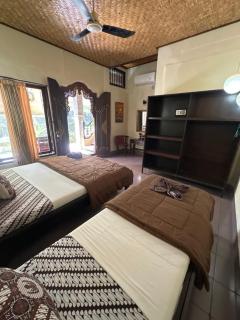 Nirvana Pension - 1