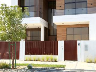 Serenity Stay - Boutique Guesthouse - 1