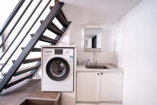 Two bed close West Nanjing Rd The Bund and Huaihai Middle Rd and line1 10 - 3