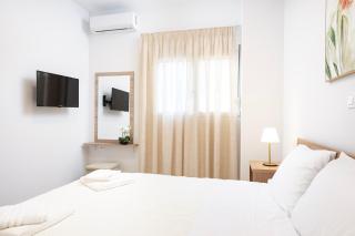 Port Cyan Suite - 2 Min Walk to Harbor & Beaches - 2