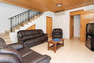 Villa Chrisandria - 2