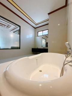 Wonderland Resort - 2