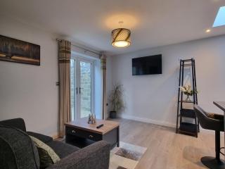 Beautiful detached 1 bed stone cottage - 7