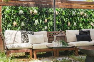 Luxury 3 Bedroom Apartment in Clayton with Free Parking - 5